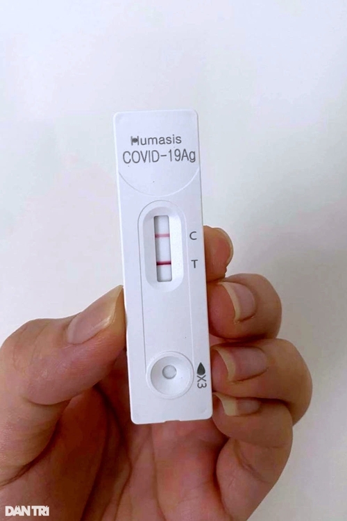 Chuyên gia nói gì về trường hợp dương tính 3 lần trong tháng?