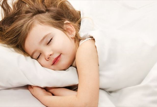 Cha mẹ đang phá vỡ giấc ngủ của trẻ bằng những sai lầm này mà không hề hay biết