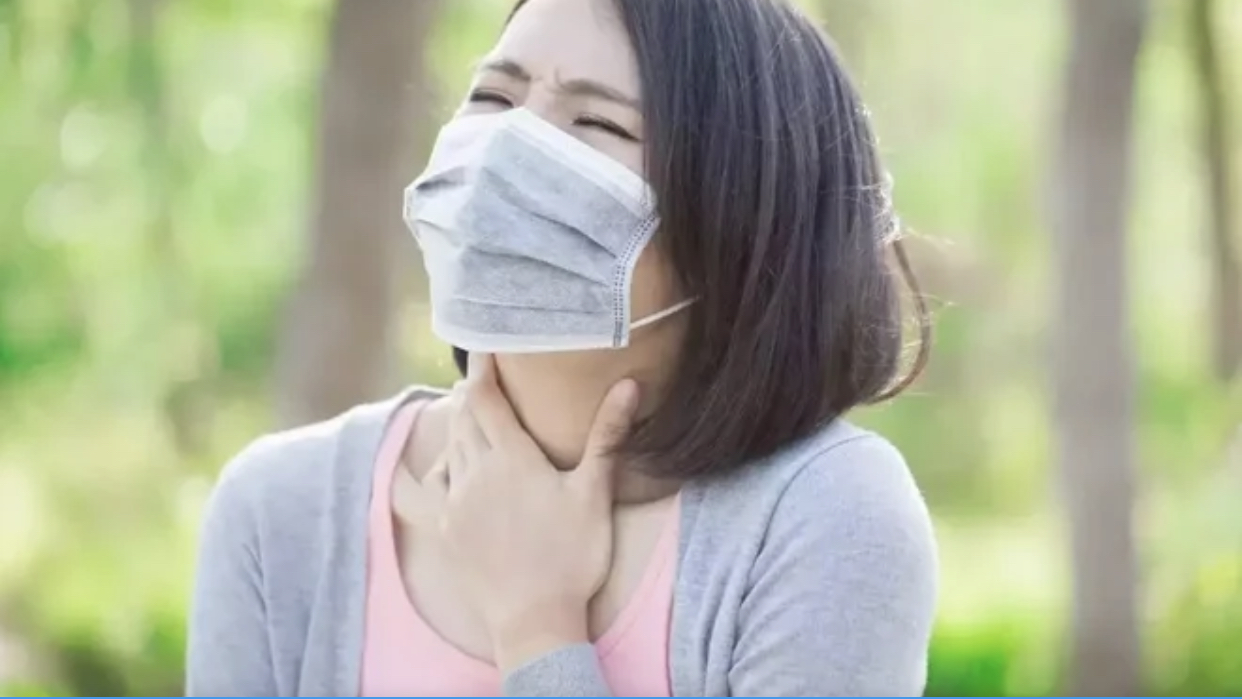 Dấu hiệu ở người nhiễm Omicron dễ nhầm với cảm lạnh