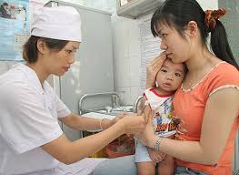 Tiêm vaccine cho trẻ 5-11 tuổi: Nhóm nào cần trì hoãn tiêm?