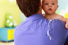 Trẻ bị nôn và tiêu chảy mà cứ làm theo cách này chỉ khiến con mãi không hết bệnh