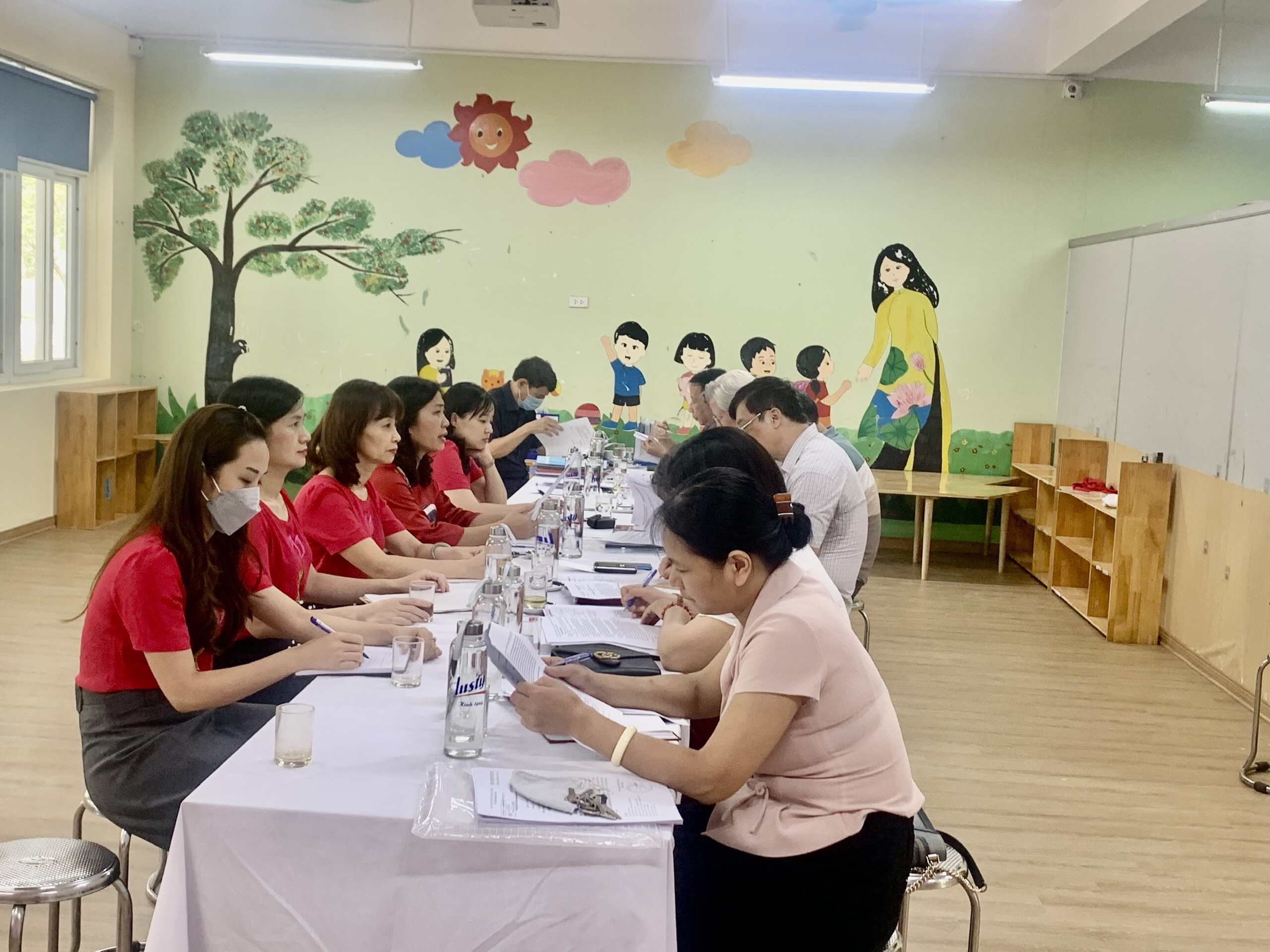 Trường Mầm non Thành Công đón đoàn giám sát chuyên đề với các cấp ủy Chi bộ thuộc Đảng bộ phường