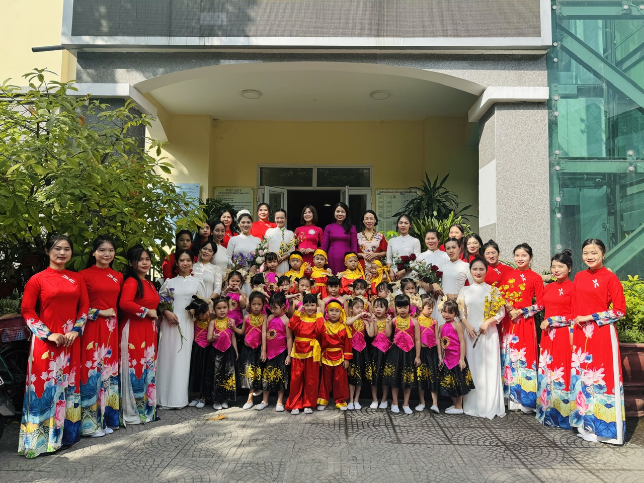 Trường Mầm non Thành Công tham dự Hội nghị “Kỷ niệm 94 năm ngày thành lập hội LHPN Việt Nam (20/10/1930-20/10/2024) và ngày 20/10"  tại Phường Thành Công