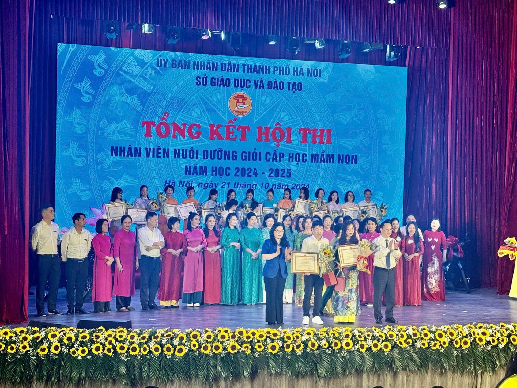 Trường Mầm non Thành Công vinh dự và tự hào  đạt giải Nhất Hội thi Nhân viên nuôi dưỡng giỏi cấp Mầm non Thành phố Hà Nội năm học 2024-2025.