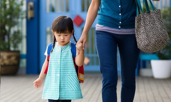 Độ tuổi nào là phù hợp nhất để cho trẻ đi học mầm non? 3 tuổi hay 4 tuổi mới là thời điểm tốt nhất