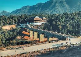 Khám phá khu du lịch tâm linh sinh thái Tây Yên Tử