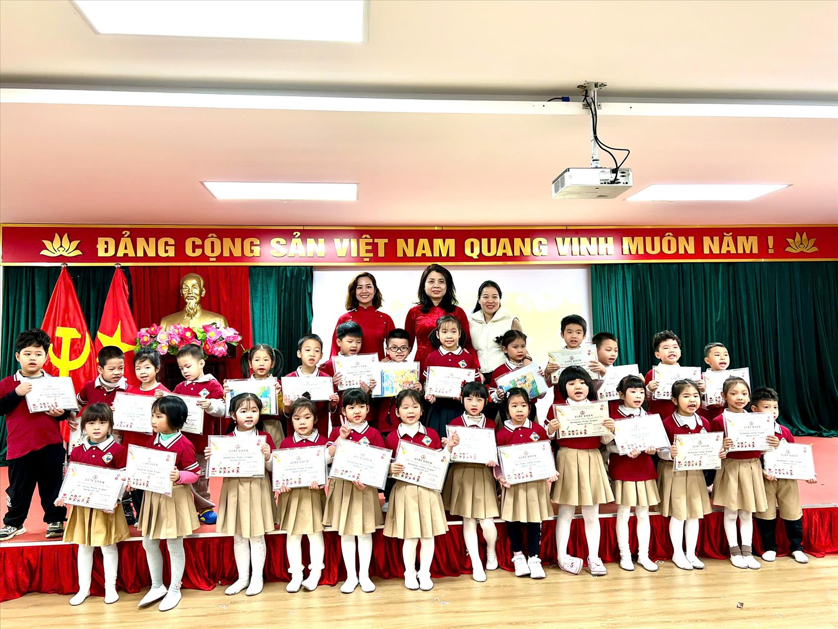 Trường Mầm non Thành Công rộn ràng Liên hoan “Bé khỏe - Bé ngoan” năm học 2024 -2025.