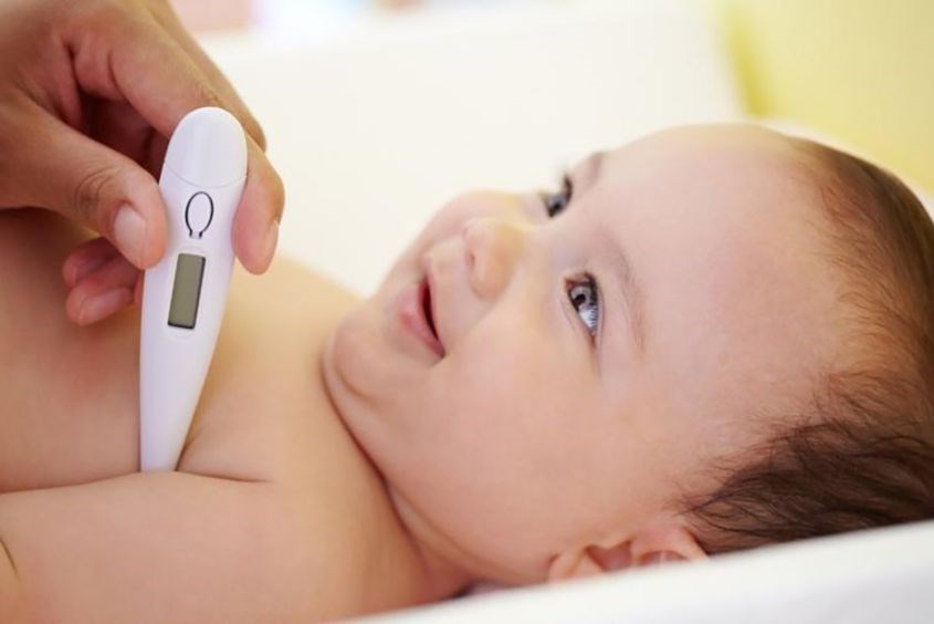 Những bệnh thường gặp của trẻ trong thời tiết mùa hè