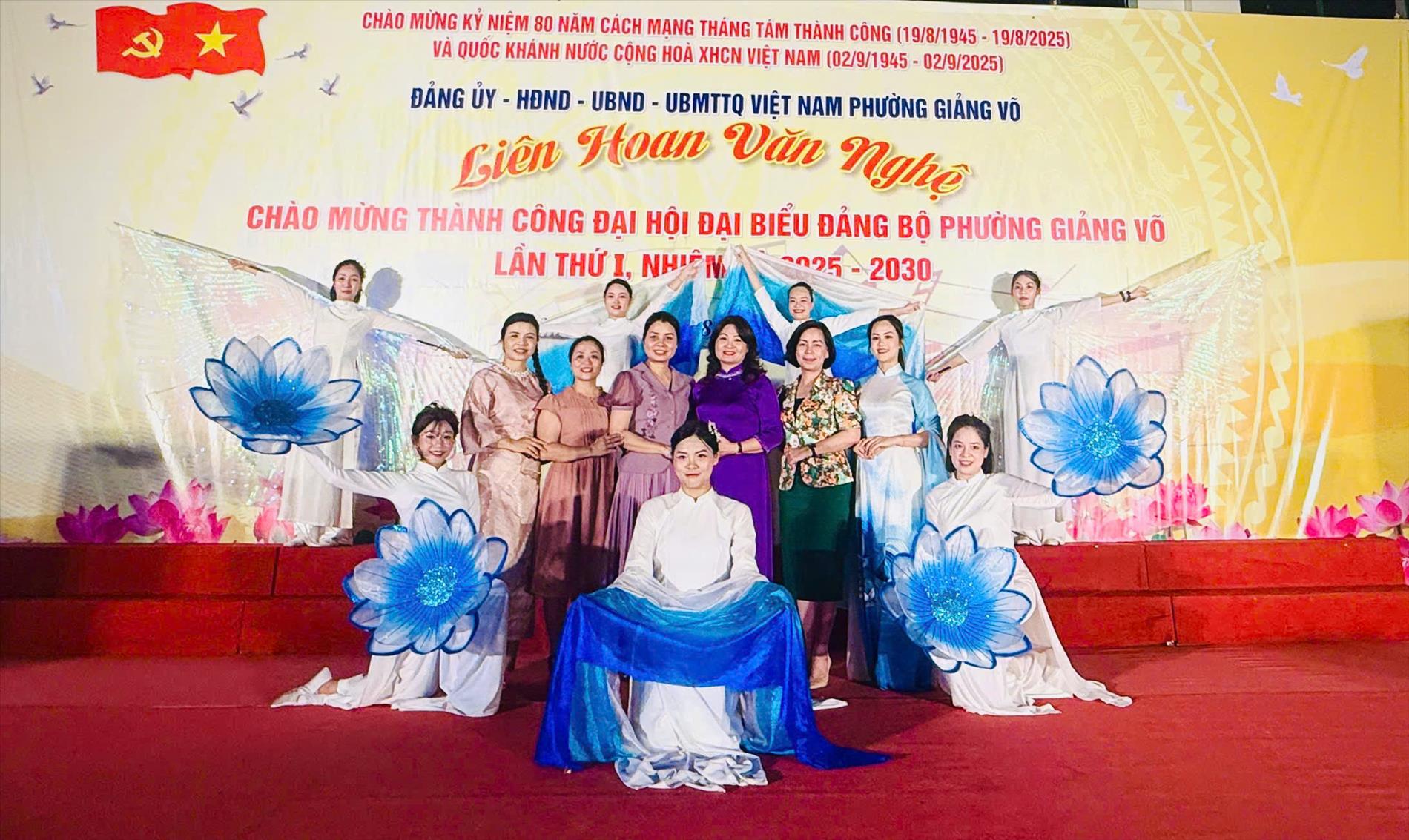 Khát vọng tuổi trẻ – Trường Mầm non Thành Công tỏa sáng cùng giai điệu tự hào mừng Đại hội Đảng bộ phường Giảng Võ lần thứ I