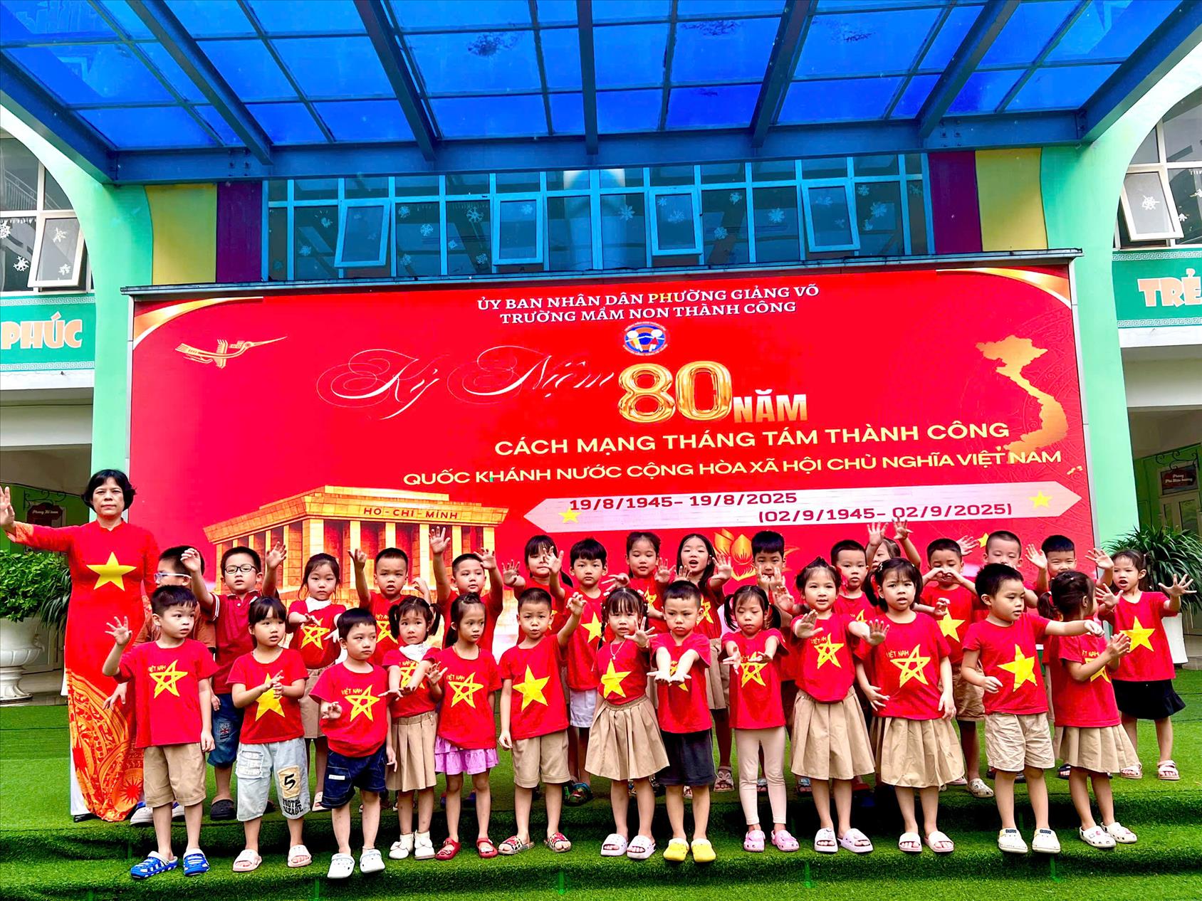 Lớp Mẫu giáo Lớn A3 – Những Mầm Xanh Của Mùa Thu Cách Mạng
