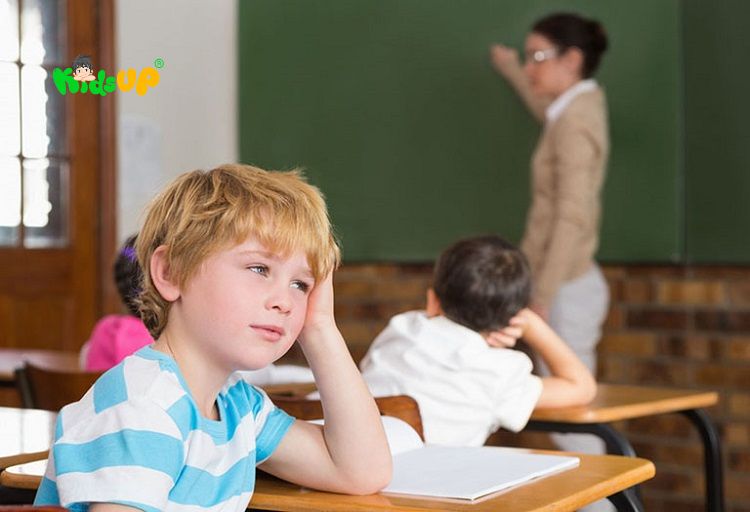 Một số dấu hiệu nhận biết trẻ kém tập trung
