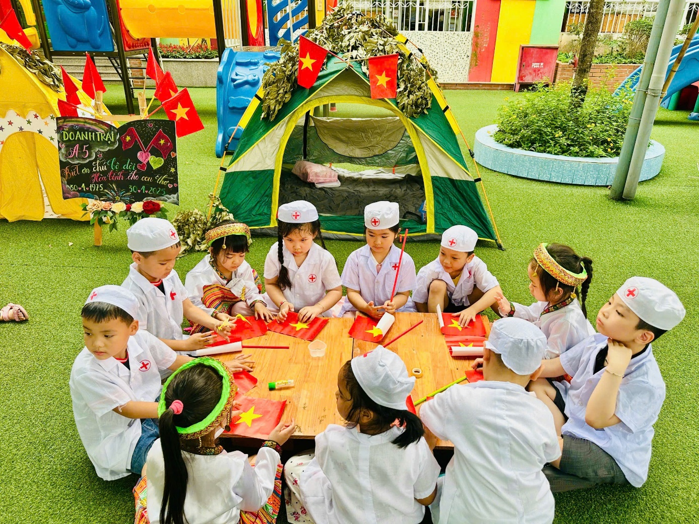A group of children sitting around a tableAI-generated content may be incorrect.