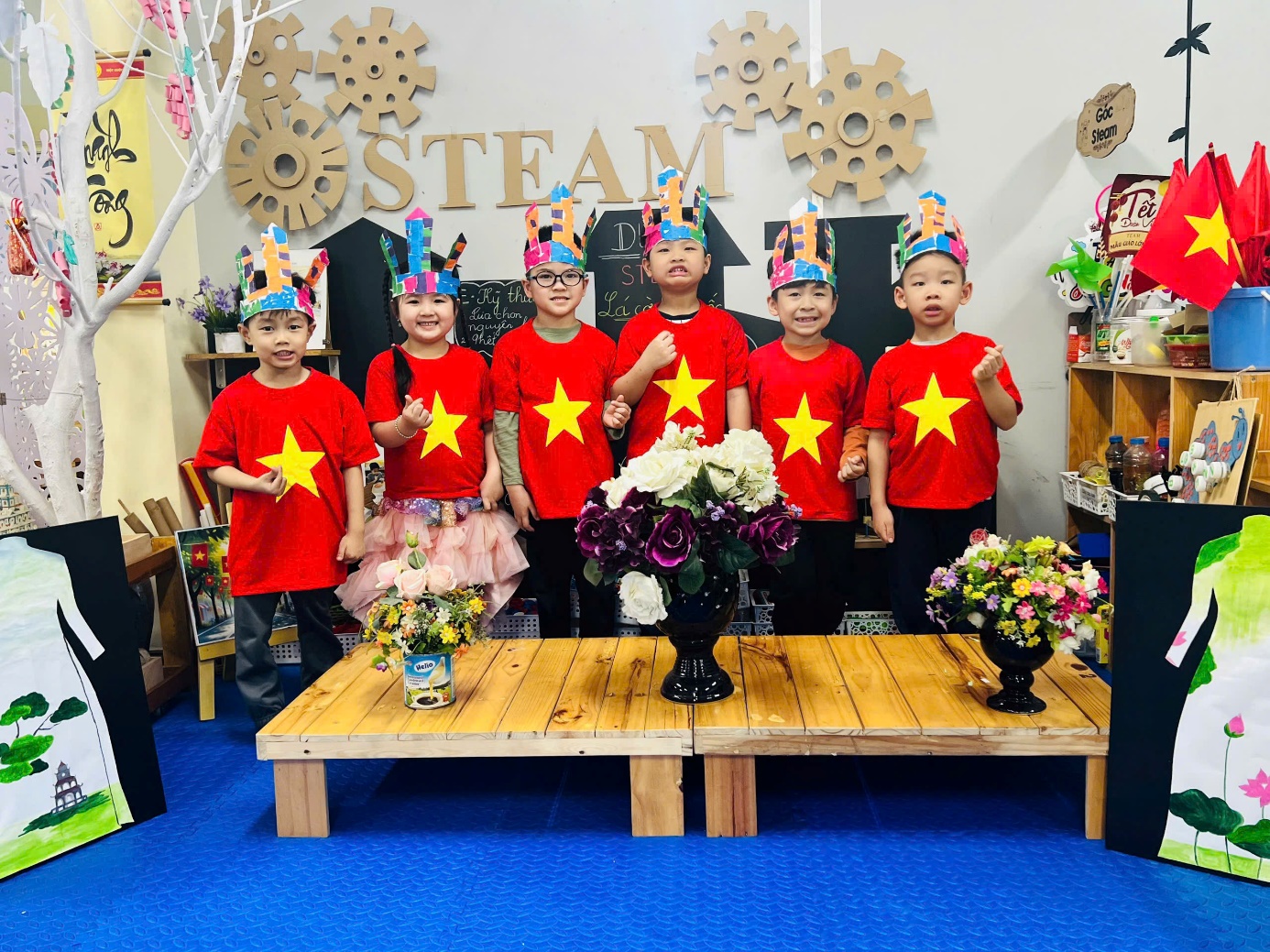 A group of kids wearing red shirts and hats

AI-generated content may be incorrect.