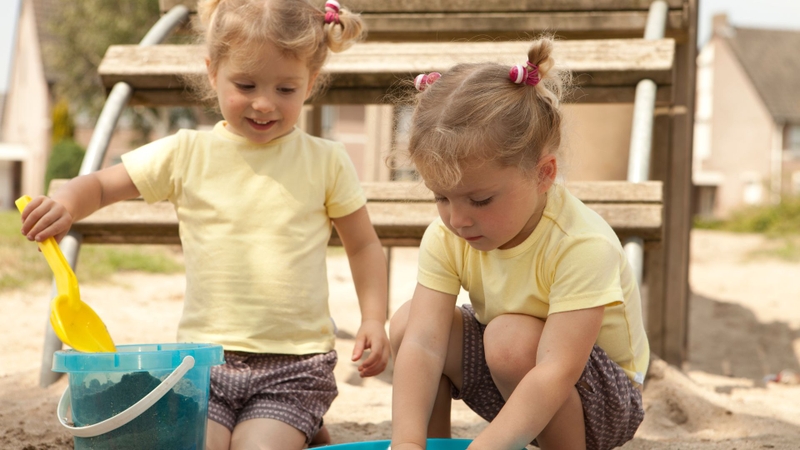 Khủng hoảng tuổi lên 3 ở trẻ và những điều ba mẹ cần biết7