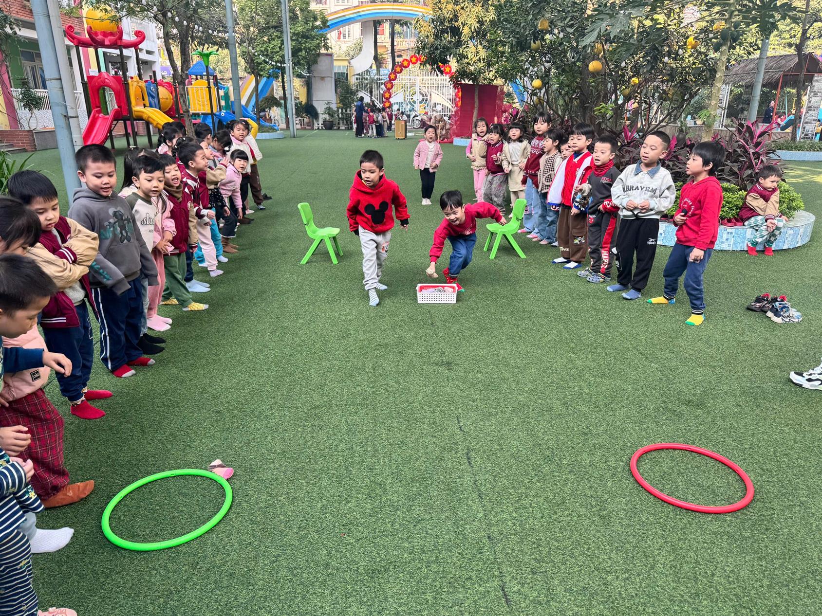 Lớp A4 Giao Lưu Thể Chất Cùng Tập Thể Lớp A6